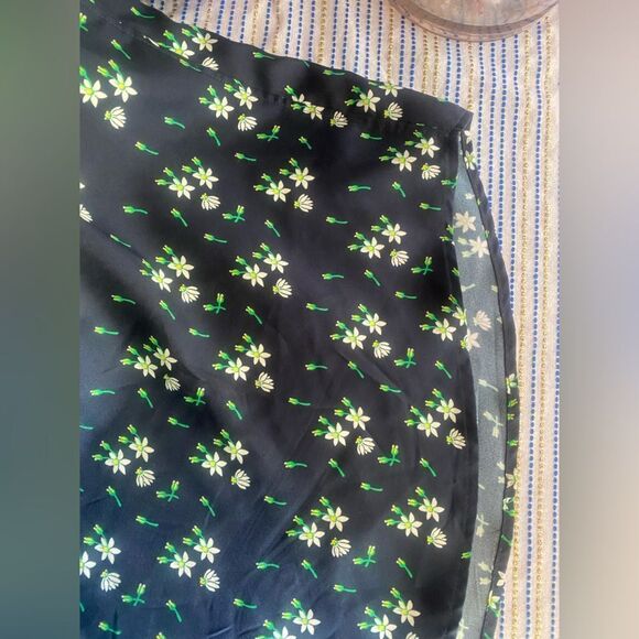 APC Button  Floral Long Sleeve 100% Silk Shirt Size 34 US XS - Picture 9 of 11